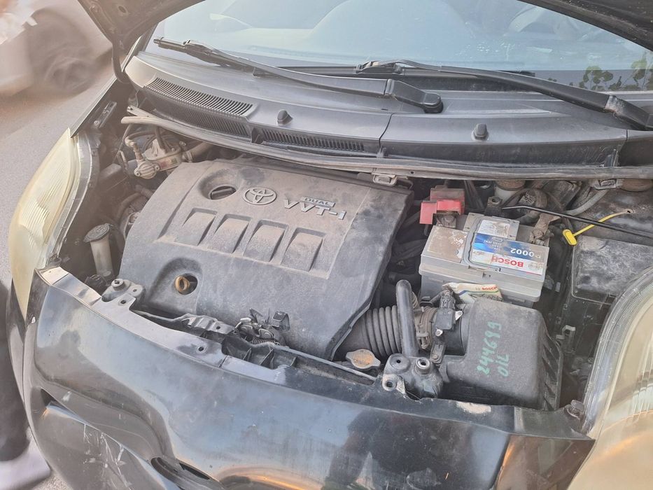 Продавам двигател от Toyota Yaris TS ( спорт), 133 к.с, 2010, бензин