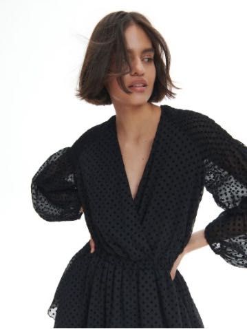 Reserved Рокля на точки от шифон