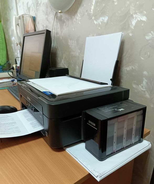 Струйное МФУ Epson L210 цветной