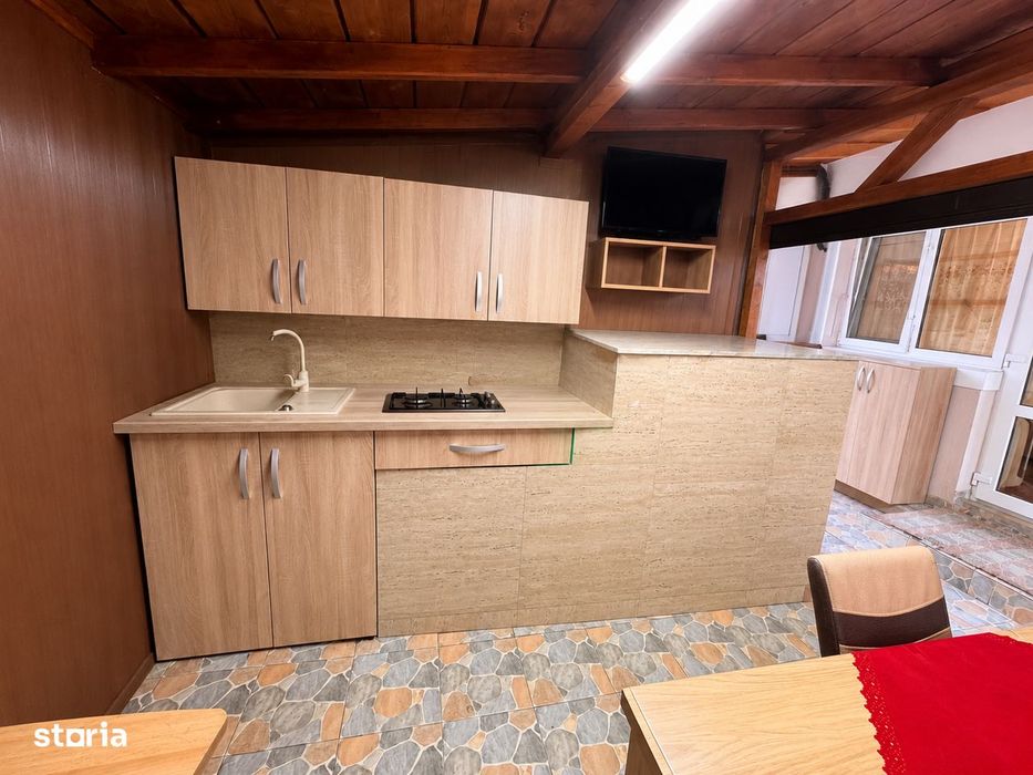 Casă premium 4 camere de vânzare în zona Parcului Cornișa