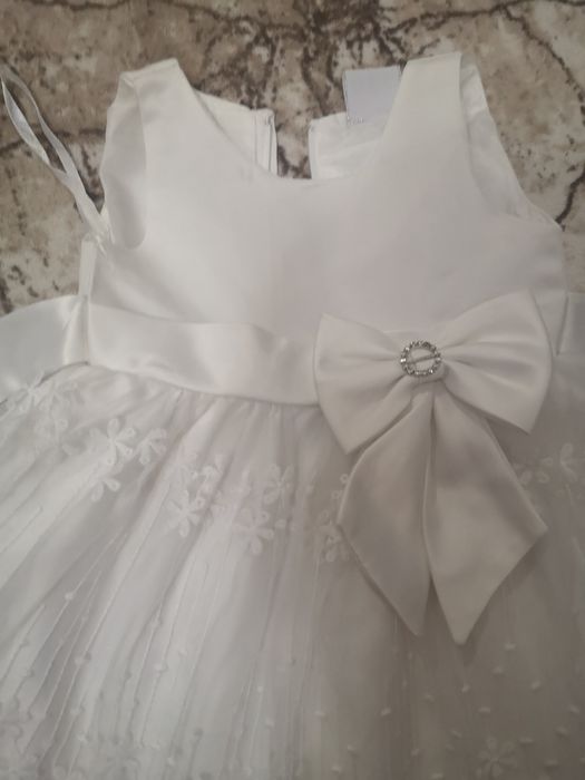 Красива детска рокля