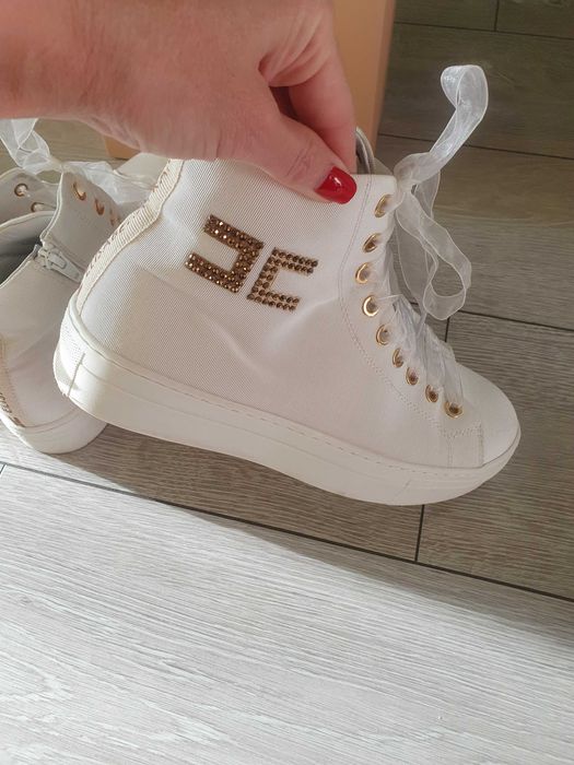 Кецове Elisabetta Franchi