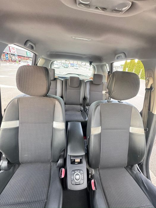 Renault Scenic 3 2012 1.6