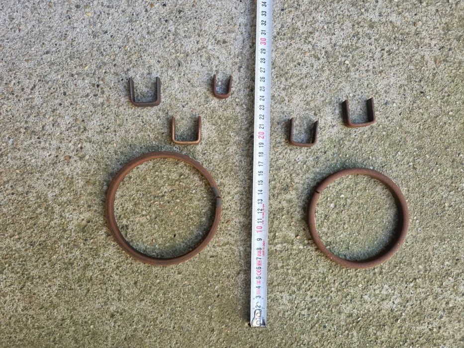 Vând elemente din fier forjat