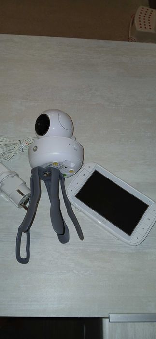 Бебефон Motorola