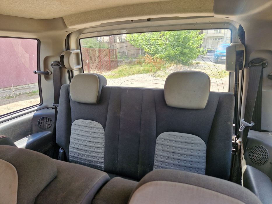 Vând schimb fiat doblo