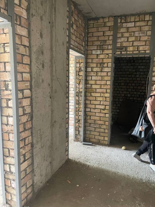 Срочно продаётся 1 комнатная квартира в новостройке, Узбекфильм