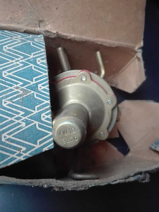 Бензинова помпа Pumpe volswagen  - 021 127