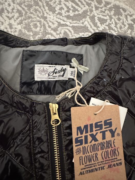 Куртка на девочку Miss sixty на 14 лет