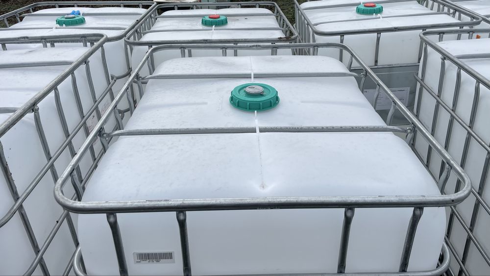 НОВИ Бидони IBC контейнер за вода 1000литра