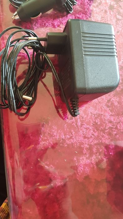 Продам массажер есть штекер для машины