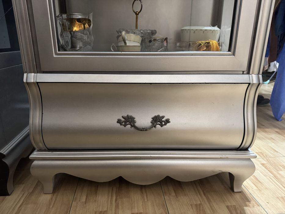 Гарнитур для гостиной (буфет + 2 витрины)