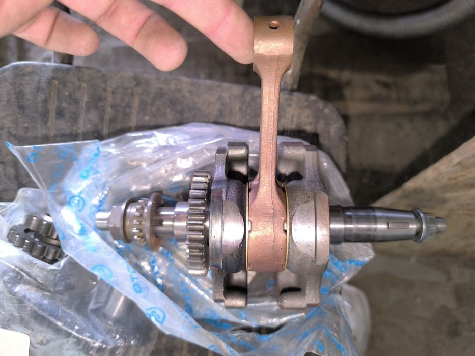 Suzuki djebel в разбор двс