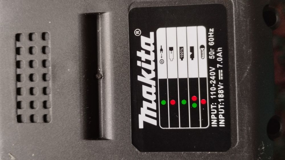 Садовый триммер на батарейках