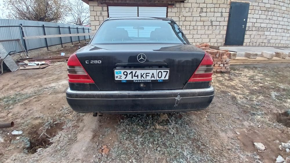 Продам Мерс с 280 автомат