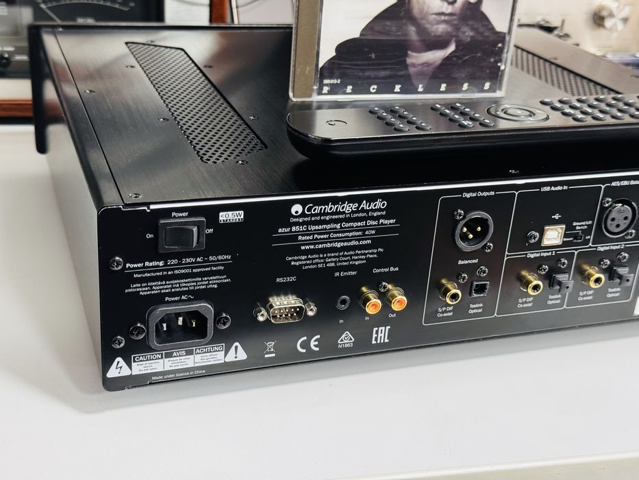 CD-player/DAC/Digital Pre-Amp Cambridge Audio AZUR 851C,balanced, NOU