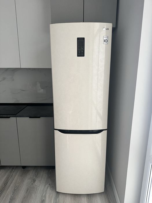 Холодильник продается морозильник хорошо не морозит