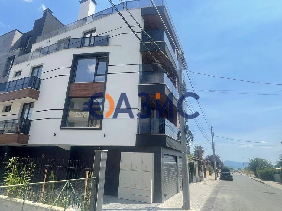 Продава се Двустаен апартамент в Бургас, Сарафово - 67 кв.м за 1941 €/кв.м - Снимка #2