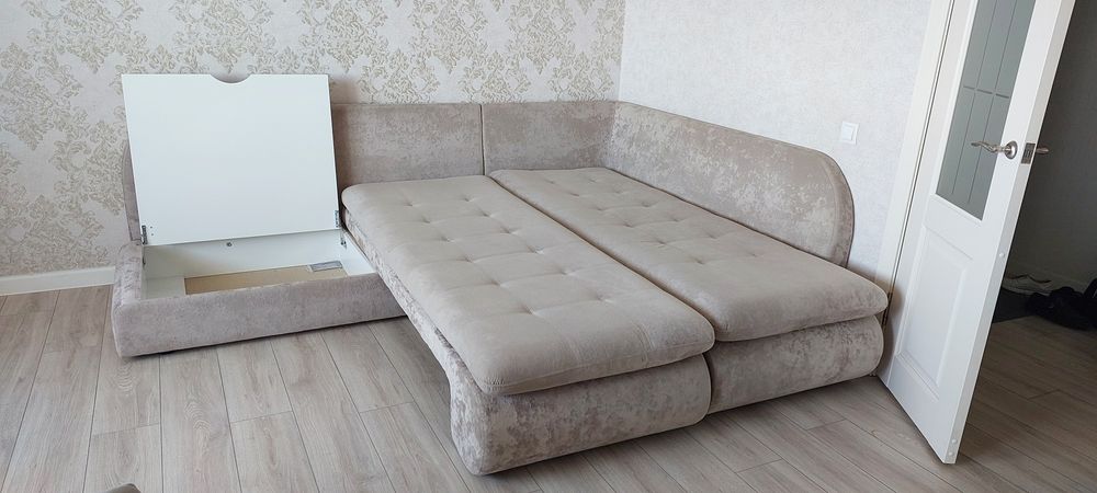 Продаю угловойдиван