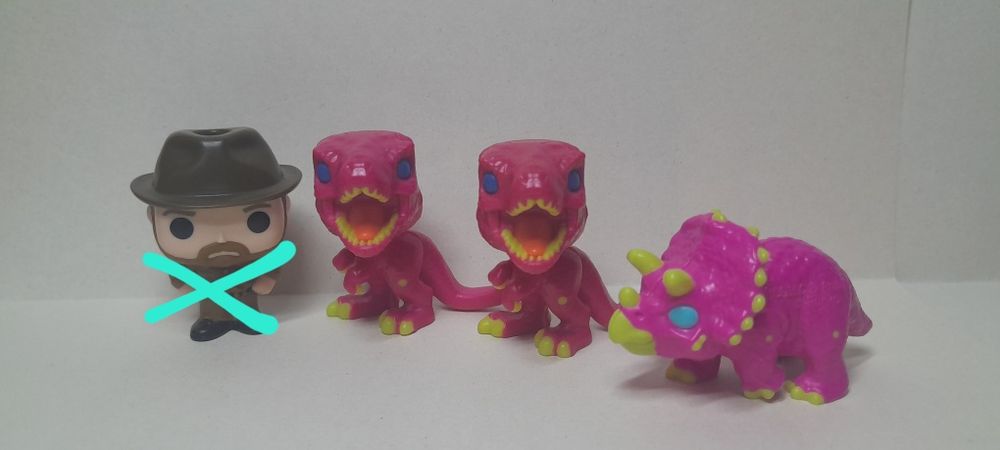 Продам фигурки из киндеров