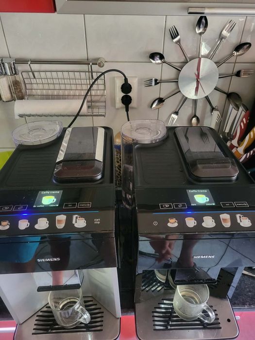 Vând două espressoare super-automate Siemens din seria EQ.500