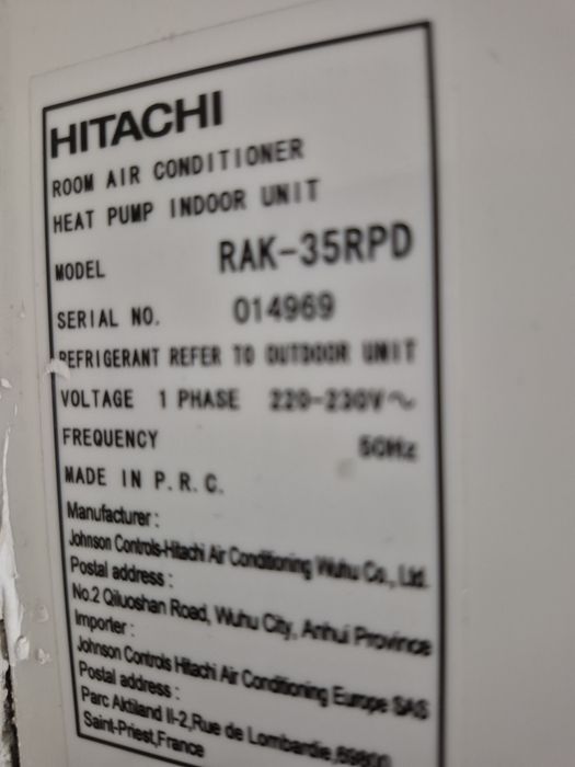 Климатик Hitachi 12