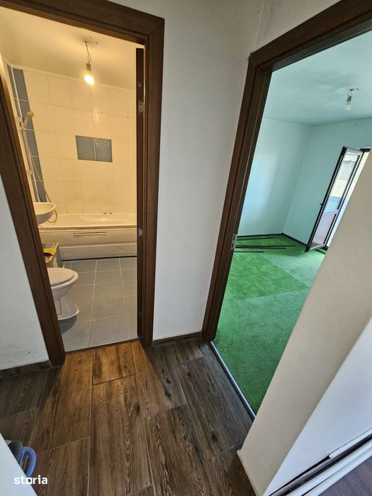 Vand ap cu 3 camere zona Orizont