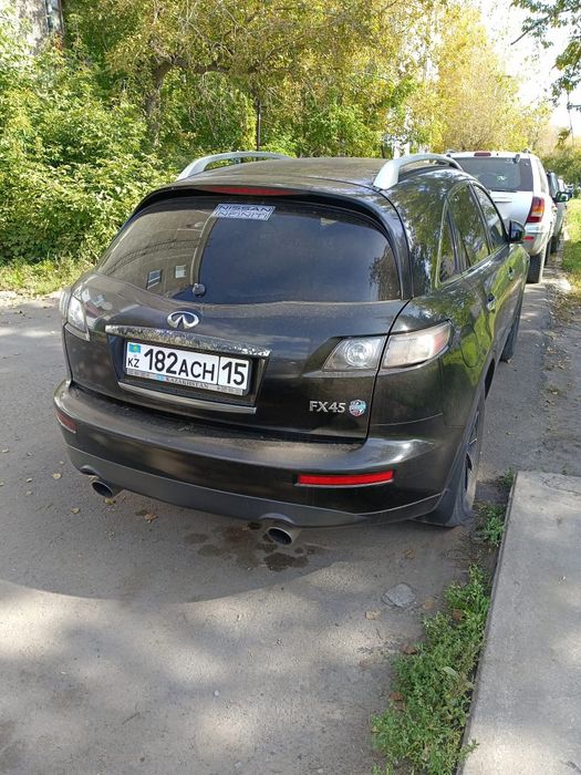 Продам машину !!