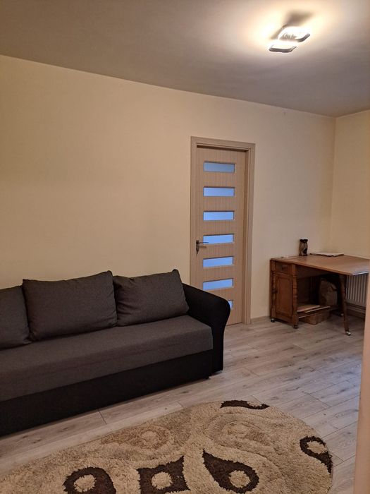 Inchiriez apartament 2 camere