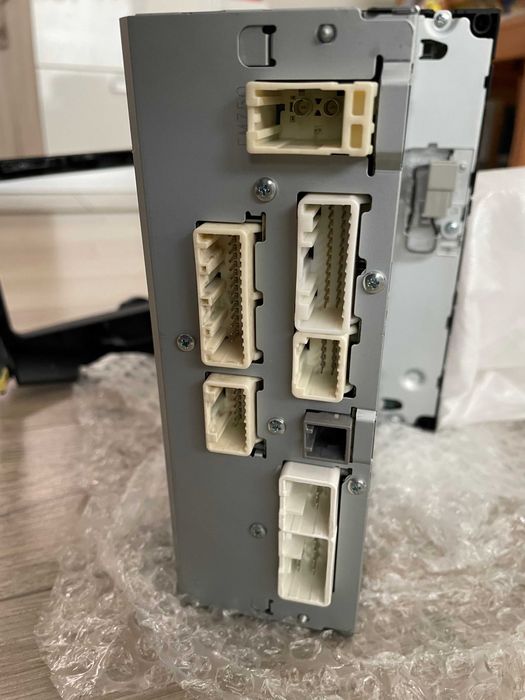 Заводско CD/Radio/Bluetooth Toyota RAV4 gen3