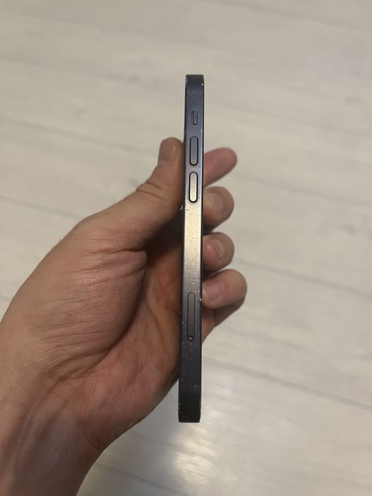 Продам iphone 12 mini