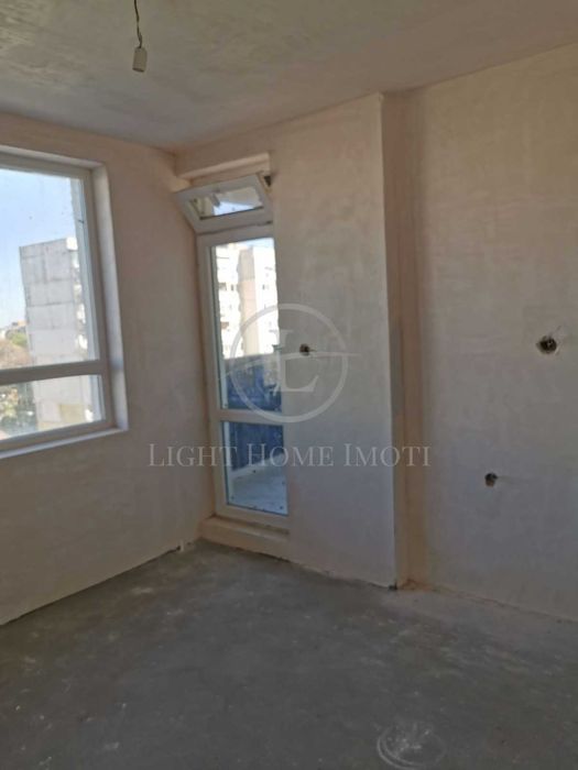 Продава се Двустаен апартамент в Пловдив, Тракия - 79 кв.м за 1545 €/кв.м - Снимка #1