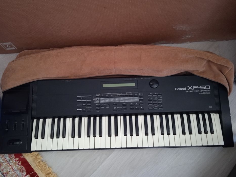 Клавишные роланд х-50