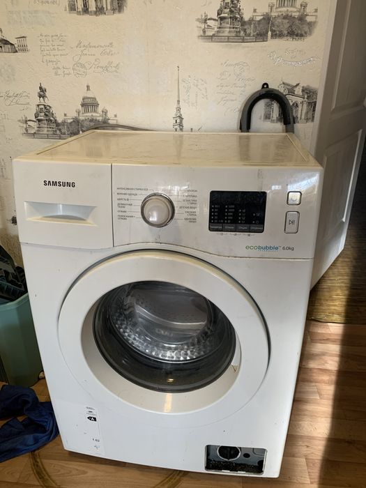 Продам стиральную машину