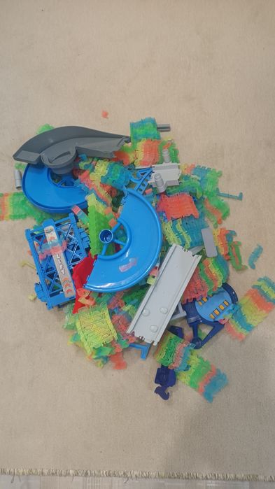 Светеща писта без количка