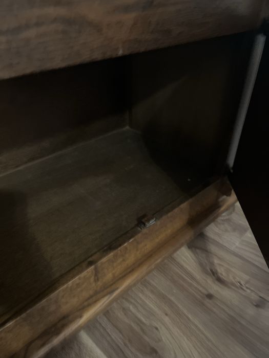 Noptiera lemn masiv 80/65cm