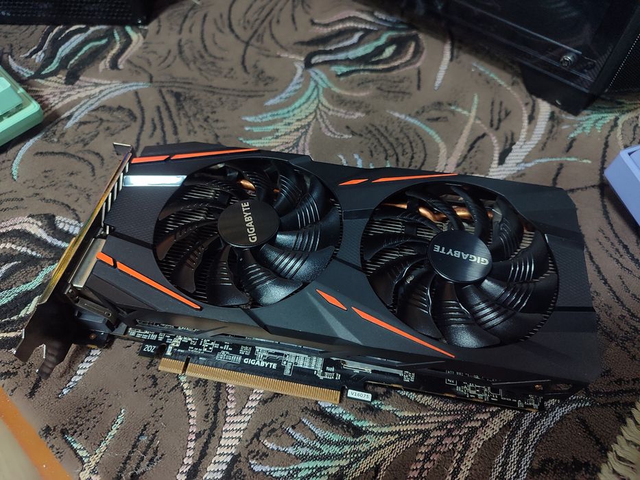 Продам Комплектующие