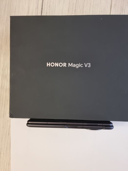 Honor magic v3  green