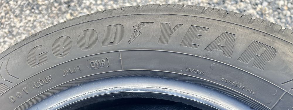 4бр 205/55/16 на 6мм с 19дот Гудиер