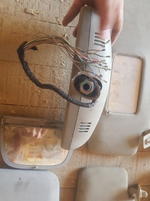 Mersedes zapchast oyna,rul,radiator,signal,pavarotnik sotiladi arzon