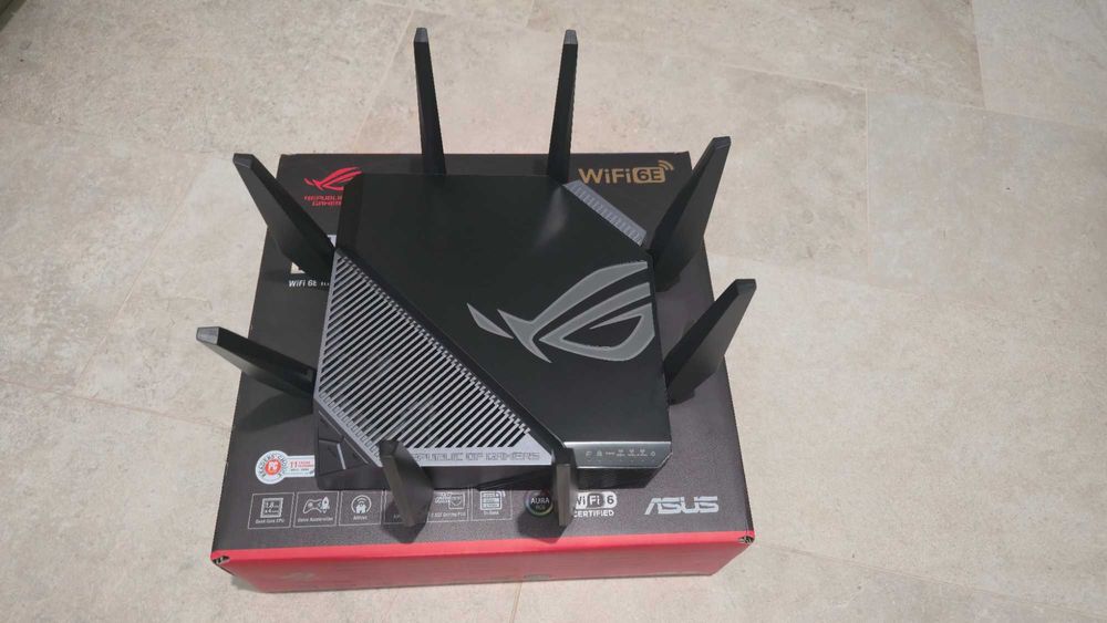 Router ASUS ROG Rapture GT-AXE11000, Wi-Fi 6, Stare Excelenta