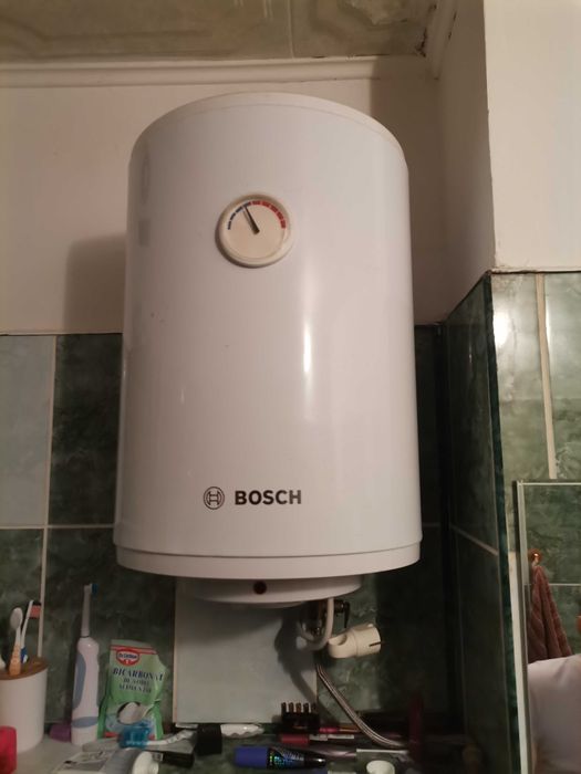 Vand boiler  Bosch 30 l