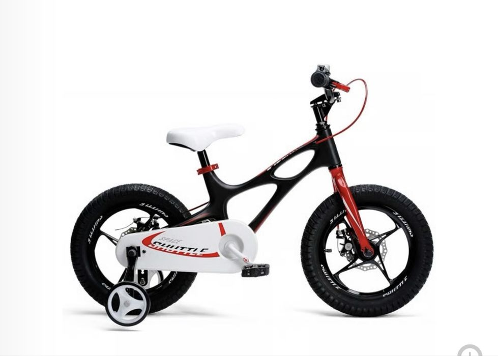 Bicicleta copii cu roți ajutatoare .