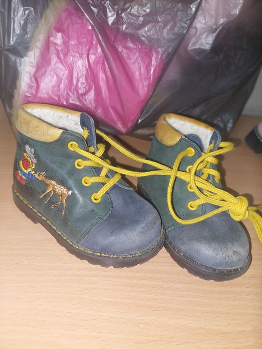 Обувь детская разная