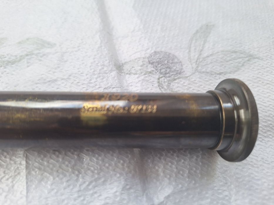 Бронзов далекоглед,  телескоп с античен дизайн