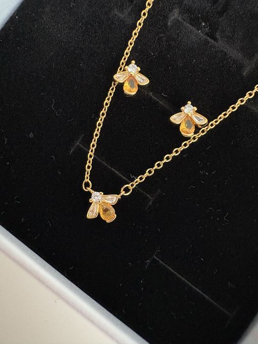 Set Pandora albina