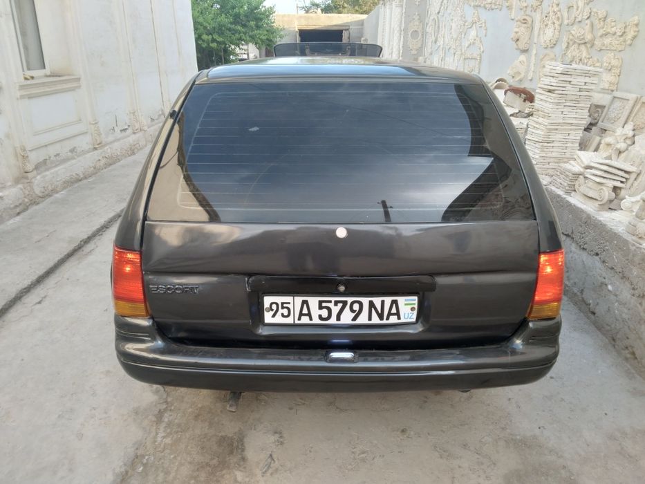 Форд эскорд 1993 г