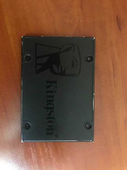 Жесткие диски  HDD SSD
