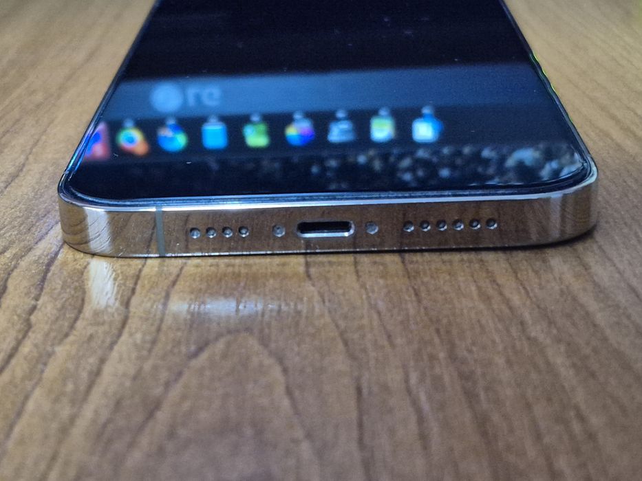 Vand iPhone 13 Pro Max, 256GB, Gold