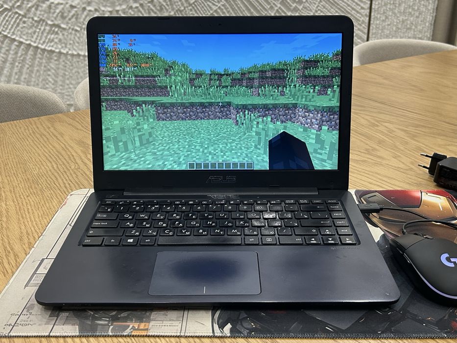 Ноутбук Asus 14” диагональ